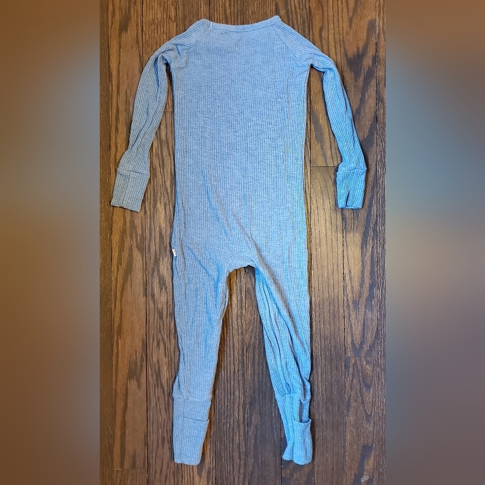 Little Sleepies Ribbed Crescent Zippie 18-24 months - Picture 2 of 4
